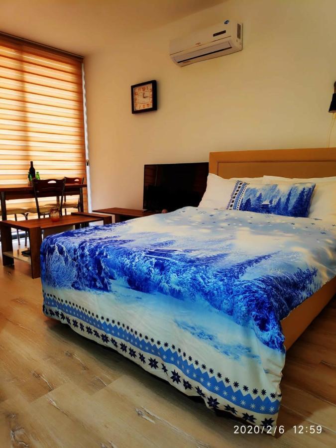Uptown Holiday App & Pool Daily Rental Contactless Check In & Check Out Famagusta  Exterior photo